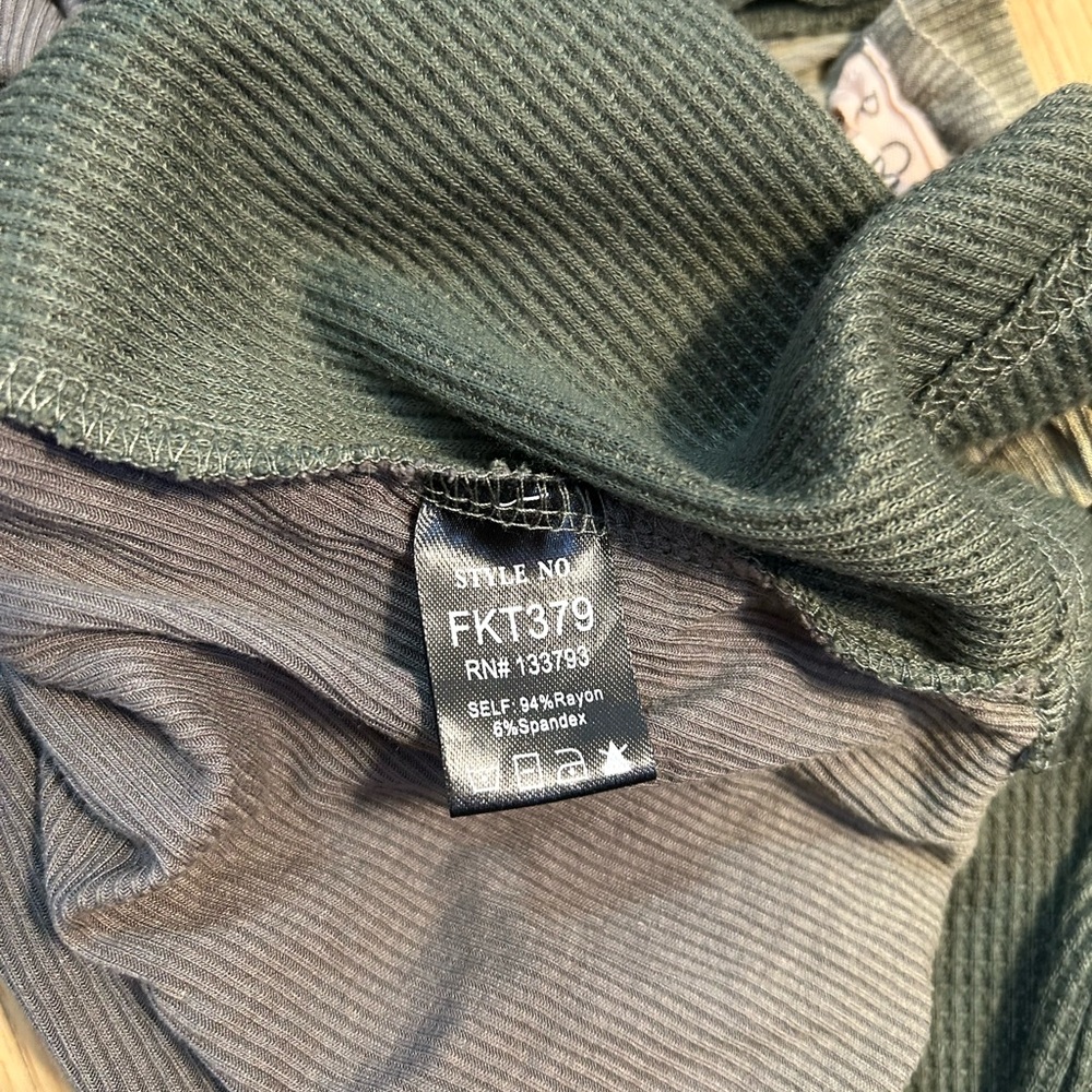 Pol Two-Tone Green Patchwork Blouse - image 6